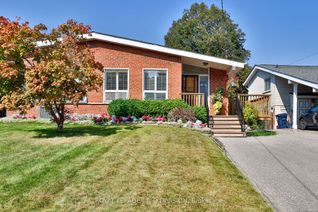 Semi-Detached House for Sale, 82 Northey Dr, Toronto, ON