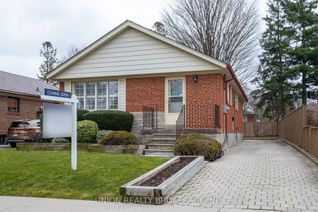 Detached House for Sale, 153 Sedgemount Dr, Toronto, ON