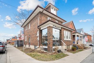 Detached House for Sale, 62 Harold St, Oshawa, ON