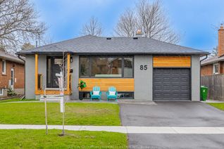 Detached House for Sale, 85 Sedgebrook Cres, Toronto, ON