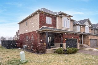 House for Sale, 131 Pumpkin Pass, Hamilton, ON
