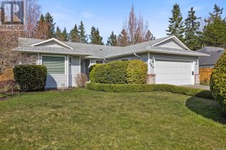 Detached House for Sale, 688 Woodland Dr, Comox, BC