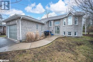 Bungalow for Rent, 32 54th Street S Unit# B, Wasaga Beach, ON