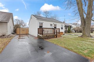 Bungalow for Sale, 264 Walter Avenue N, Hamilton, ON