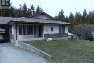 Detached House for Sale, 2823 Caen Road, Sorrento, BC