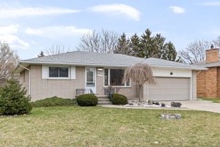 Bungalow for Sale, 890 Wallace Ave, Windsor, ON