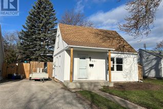 House for Sale, 621 Maple Avenue, Sarnia, ON