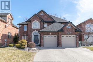 House for Sale, 1334 Lakeview, Windsor, ON