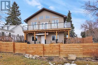 Detached House for Sale, 5027 52 Street, Rocky Mountain House, AB