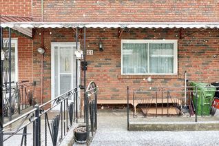 Townhouse for Sale, 21 Foxley St, Toronto, ON