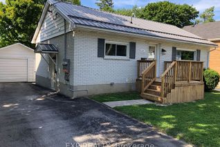 Detached House for Sale, 320 Mississaga St W, Orillia, ON