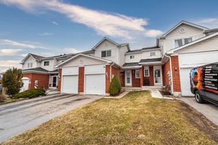 Freehold Townhouse for Sale, 186 Pickett Cres, Barrie, ON