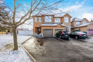 Semi-Detached House for Sale, 7589 Black Walnut Tr, Mississauga, ON
