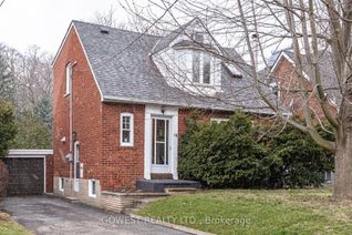 Detached House for Sale, 18 Worthington Cres, Toronto, ON
