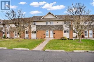 Freehold Townhouse for Sale, 7435 Hawthorne Road #13, Windsor, ON