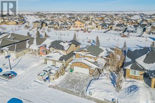 Detached House for Sale, 322 Mckague Crescent, Saskatoon, SK