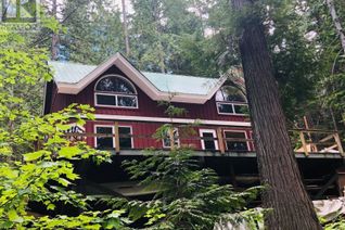 House for Sale, 12 Hummingbird Cove, Seymour Arm, BC