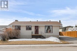 Bungalow for Sale, 1315 Mcalpine Street, Carstairs, AB