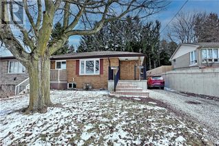 Semi-Detached House for Sale, 230 Catharine Street, Woodstock, ON