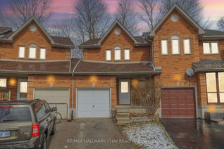 Freehold Townhouse for Sale, 34 Huitema Crt, Barrie, ON