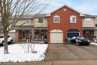 Freehold Townhouse for Sale, 47 Grandridge Cres, Guelph, ON