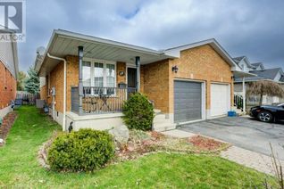 Semi-Detached House for Sale, 215a Inverhuron Crescent, Waterloo, ON