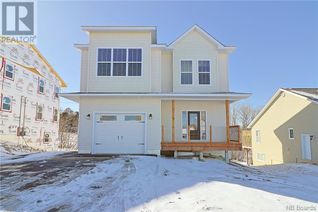 Detached House for Sale, 17 Riverfront Way, Fredericton, NB