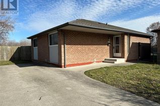 House for Sale, 1497 Bayswater Crescent, Windsor, ON