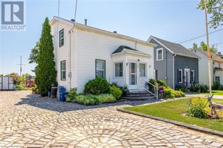 Detached House for Sale, 32 Chapel Street S, Thorold, ON