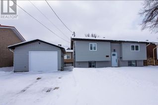 Detached House for Sale, 305 Queen St, Timmins, ON