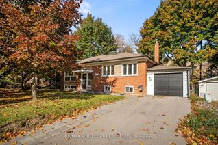 Bungalow for Sale, 54 Monkswood Cres, Newmarket, ON