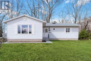 Bungalow for Sale, 1023 Tufts Avenue, Greenwood, NS