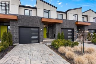 Freehold Townhouse for Sale, 7202 Parsa Street, Niagara Falls, ON