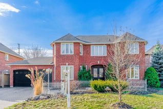 Detached House for Sale, 8 Ridelle Crt, Brampton, ON