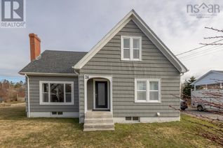 Detached House for Sale, 26 Elm Street, Yarmouth, NS