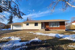 Detached House for Sale, 900 Wolseley Avenue, Grenfell, SK