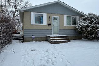 Detached House for Sale, 18 Marshall Crescent, Regina, SK