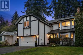 Detached House for Sale, 1039 Adeline Pl, Saanich, BC