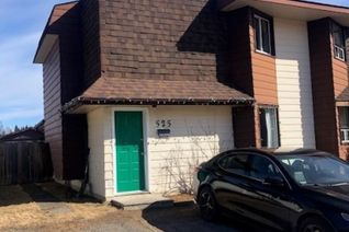 Semi-Detached House for Sale, 525 Lanark Cres, Thunder Bay, ON