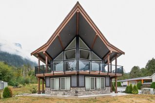 House for Sale, 66616 Kawkawa Lake Road, Hope, BC