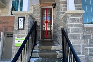 Freehold Townhouse for Rent, 90 Lyall Stoke Circ, East Gwillimbury, ON