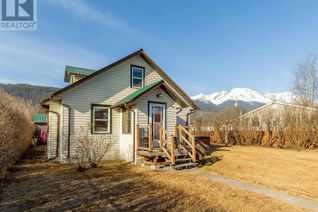 House for Sale, 3907 2nd Avenue, Smithers, BC