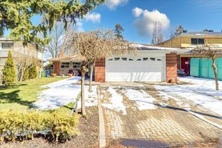 Bungalow for Sale, 15 Strandhill Dr, Toronto, ON