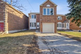 Detached House for Sale, 5 New Forest Sq N, Toronto, ON