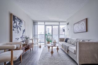 Condo Apartment for Sale, 21 Carlton St #1710, Toronto, ON