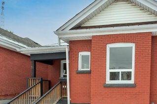 Detached House for Sale, 73 Cedar Avenue, Hamilton, ON
