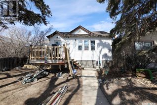 Detached House for Sale, 4930 Dewdney Avenue, Regina, SK