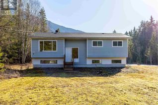 Detached House for Sale, 5537 Kleanza Drive, Terrace, BC
