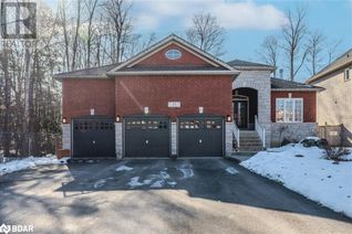 Bungalow for Sale, 34 Camelot Square, Barrie, ON
