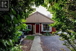 Bungalow for Sale, 119 E Kings Road, North Vancouver, BC